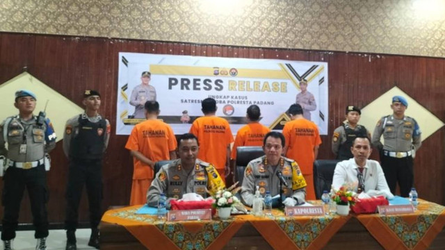 Anggota DPRD Mentawai Ini Ditangkap Saat Pesta Sabu